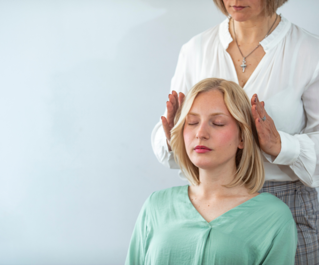 Biorezonanța în medicina complementară: cum lucrează alături de